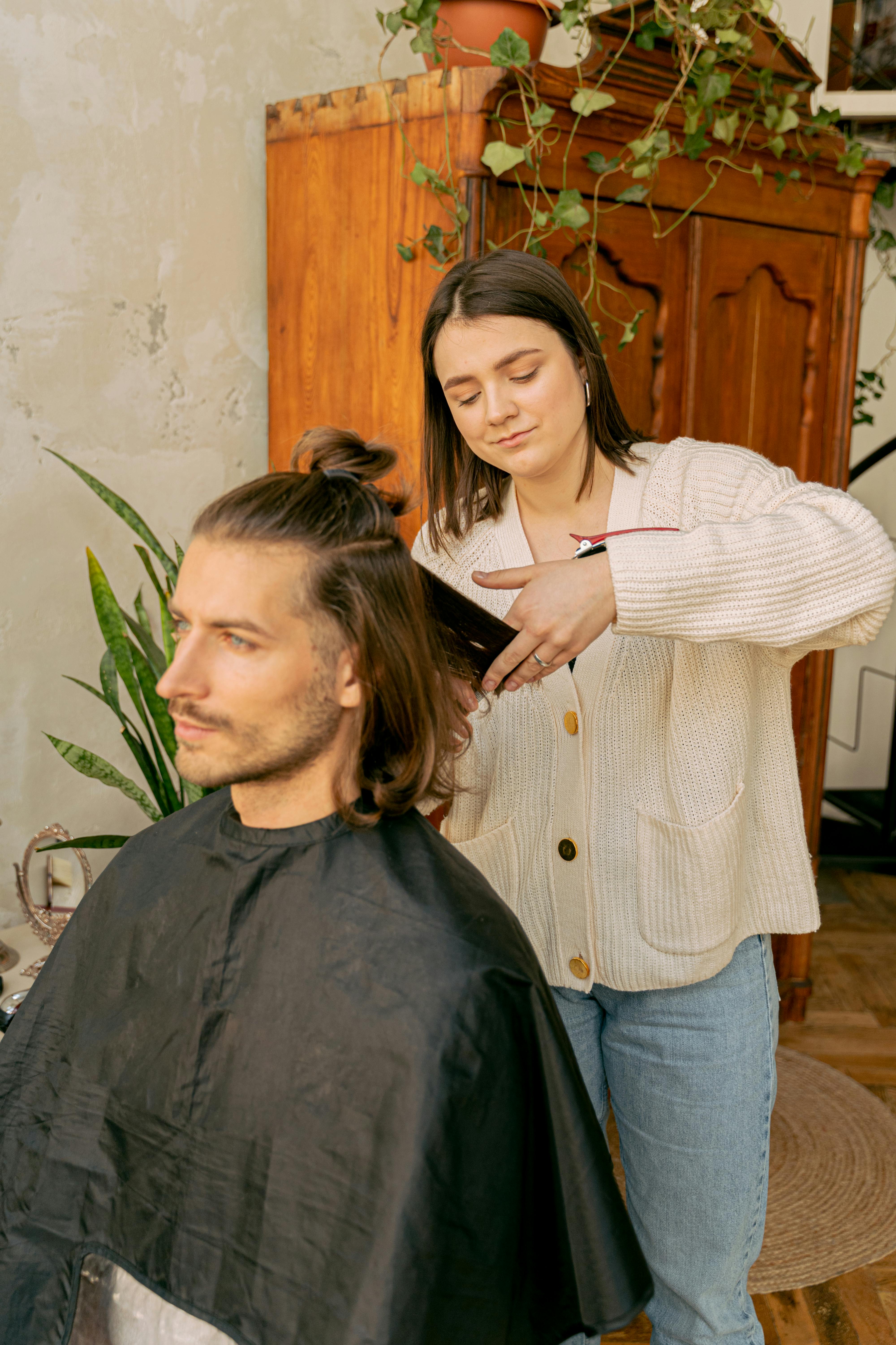 HERREN FARB-TOUCH-UP FRISEUR SERVICE BAD LAASPHE